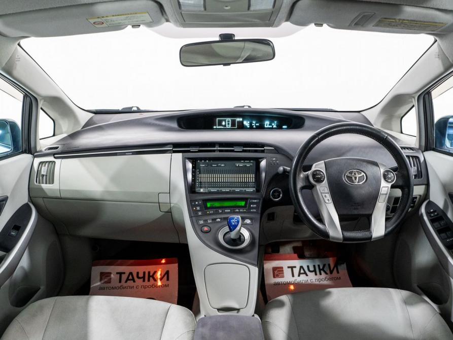 Toyota Prius III (XW30) Иркутск  - изображение 8