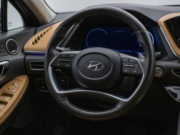 Hyundai Sonata VIII (DN8) с пробегом 2022 года, цена 2 690 000 рублей, 56127 км, седан, Автокод Объявления