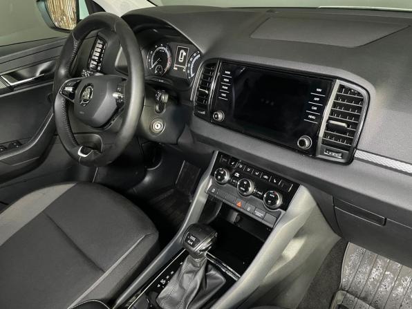 Skoda Karoq I с пробегом 2021 года, цена 2 350 000 рублей, 82250 км, внедорожник, Автокод Объявления