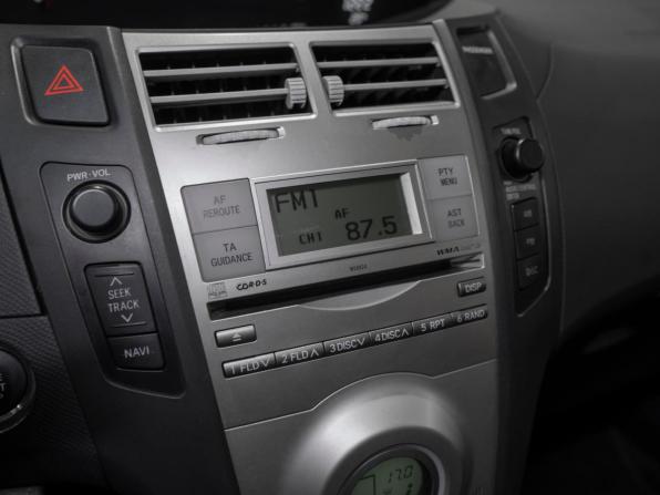 Toyota Yaris II с пробегом 2008 года, цена 595 000 рублей, 149442 км, хэтчбек, Автокод Объявления