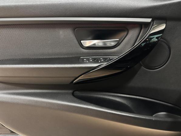 BMW 3 серии VI (F3x) Рестайлинг с пробегом 2015 года, цена 2 100 000 рублей, 150631 км, седан, Автокод Объявления