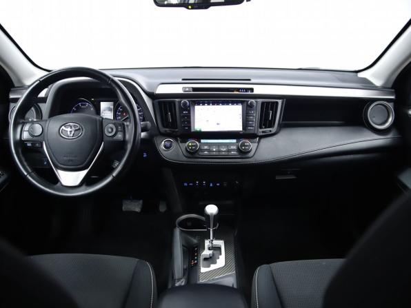 Toyota RAV4 IV (XA40) Рестайлинг с пробегом 2017 года, цена 2 690 000 рублей, 129814 км, внедорожник, Автокод Объявления