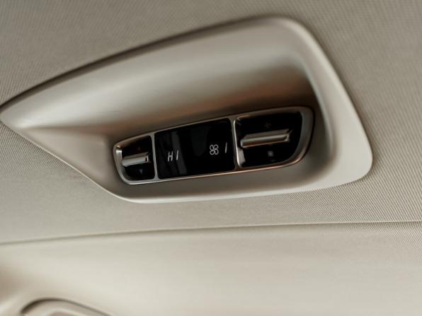 Mercedes-Benz V-Класс III (W447) с пробегом 2018 года, цена 4 100 000 рублей, 155699 км, минивэн, Автокод Объявления