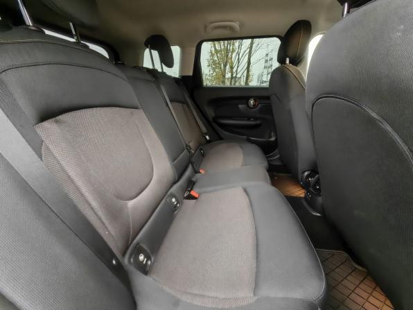 Mini Clubman II с пробегом 2019 года, цена 1 969 000 рублей, 134000 км, универсал, Автокод Объявления
