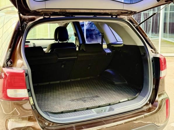 Kia Sorento II Рестайлинг с пробегом 2013 года, цена 1 355 000 рублей, 262322 км, внедорожник, Автокод Объявления