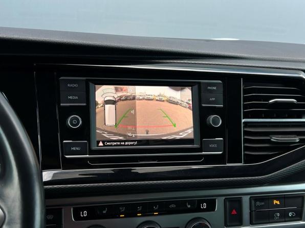 Volkswagen Multivan T6 Рестайлинг с пробегом 2020 года, цена 4 940 800 рублей, 174733 км, минивэн, Автокод Объявления