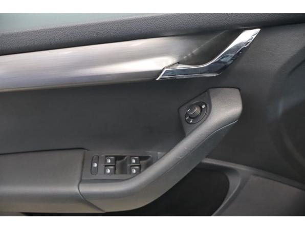 Skoda Octavia III (A7) Рестайлинг с пробегом 2018 года, цена 1 455 000 рублей, 193828 км, лифтбек, Автокод Объявления