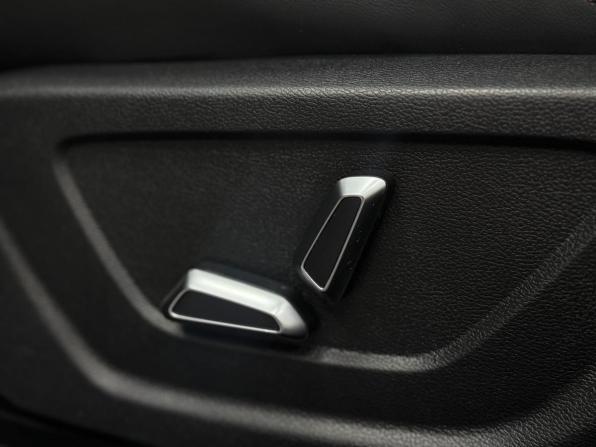 Geely Coolray I Рестайлинг с пробегом 2023 года, цена 2 090 000 рублей, 31026 км, внедорожник, Автокод Объявления