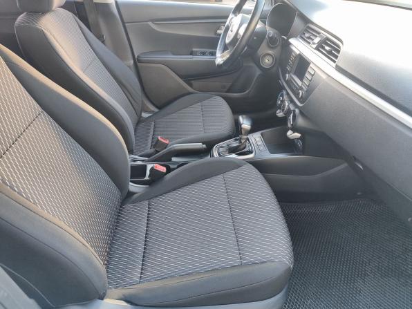 Kia Rio IV с пробегом 2018 года, цена 1 349 000 рублей, 163418 км, хэтчбек, Автокод Объявления