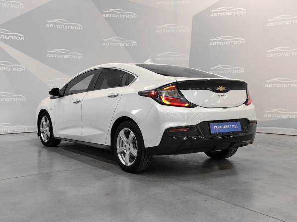 Chevrolet Volt II с пробегом 2016 года, цена 1 850 000 рублей, 129500 км, хэтчбек, Автокод Объявления