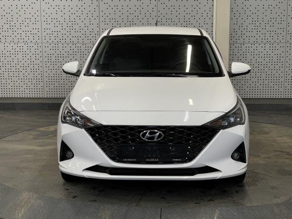 Hyundai Solaris II Рестайлинг с пробегом 2021 года, цена 860 000 рублей, 139005 км, седан, Автокод Объявления