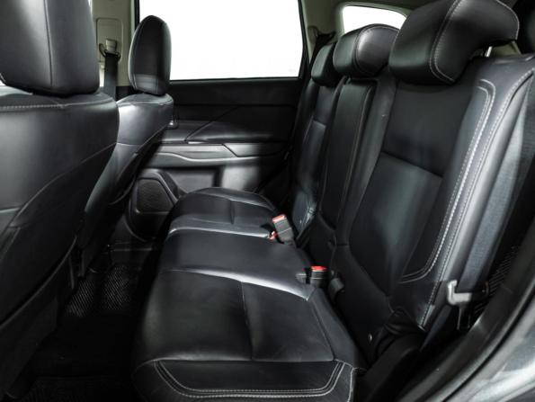 Mitsubishi Outlander III Рестайлинг 3 с пробегом 2019 года, цена 2 469 000 рублей, 117751 км, внедорожник, Автокод Объявления