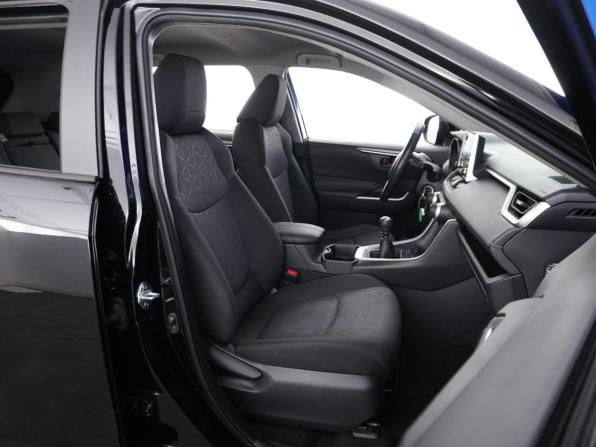 Toyota RAV4 V (XA50) с пробегом 2021 года, цена 2 499 046 рублей, 50166 км, внедорожник, Автокод Объявления