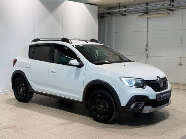 Renault Sandero II Рестайлинг с пробегом 2019 года, цена 1 330 000 рублей, 56001 км, хэтчбек, Автокод Объявления