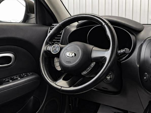Kia Soul II Рестайлинг с пробегом 2018 года, цена 1 377 000 рублей, 150654 км, хэтчбек, Автокод Объявления