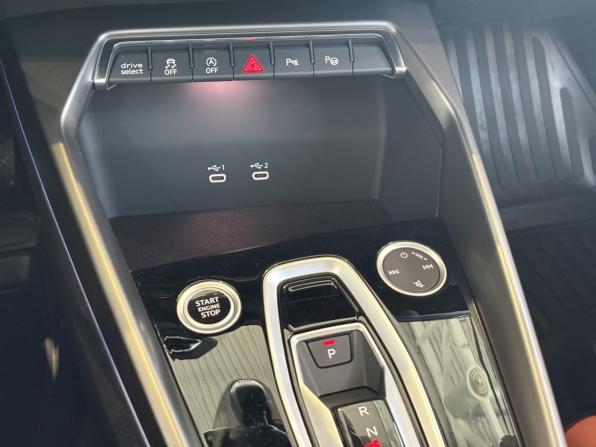 Новый Audi A3 IV (8Y) Рестайлинг 2026 года, цена 4 190 000 рублей, хэтчбек, Автокод Объявления