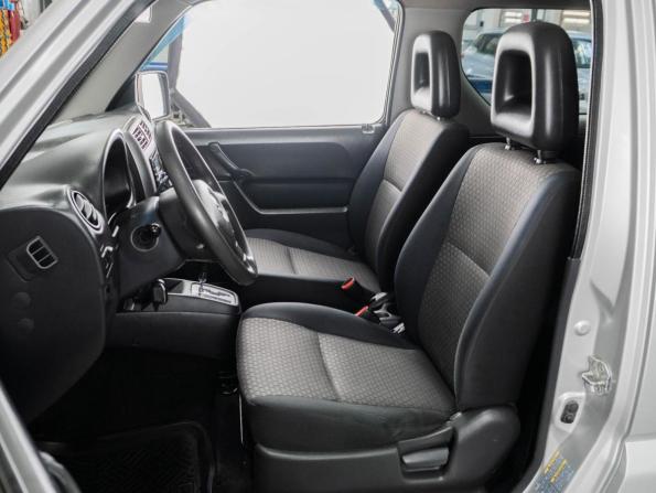 Suzuki Jimny III Рестайлинг 1 с пробегом 2011 года, цена 1 270 000 рублей, 112971 км, внедорожник, Автокод Объявления