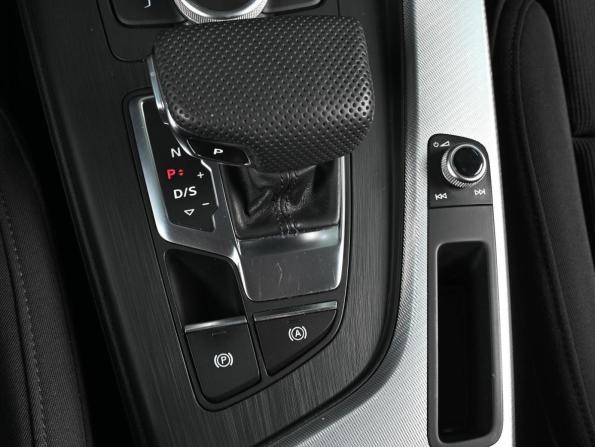 Audi A4 V (B9) с пробегом 2019 года, цена 2 489 000 рублей, 149145 км, универсал, Автокод Объявления