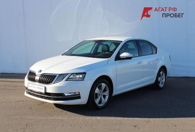 Skoda Octavia III (A7) Рестайлинг с пробегом 2018 года, цена 1 275 000 рублей, 274811 км, лифтбек, Автокод Объявления