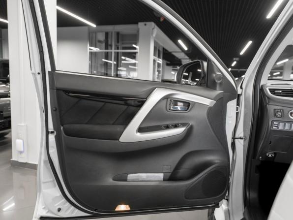Mitsubishi Pajero Sport III с пробегом 2019 года, цена 2 740 000 рублей, 122616 км, внедорожник, Автокод Объявления