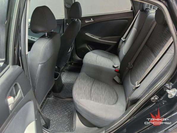 Hyundai Solaris I Рестайлинг с пробегом 2015 года, цена 1 048 000 рублей, 136524 км, седан, Автокод Объявления