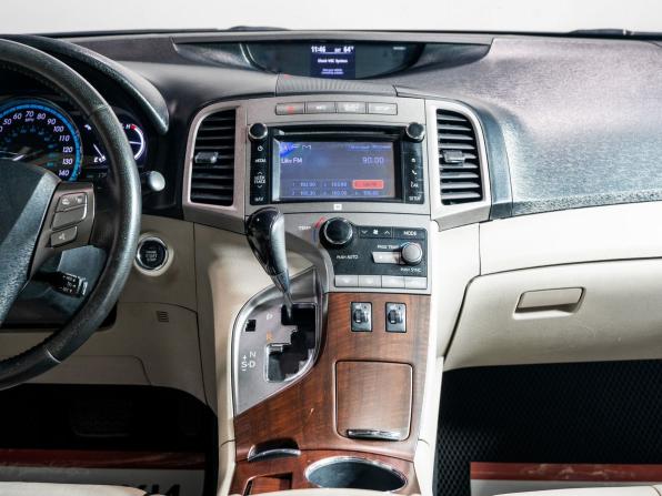 Toyota Venza I с пробегом 2010 года, цена 1 695 000 рублей, 179000 км, внедорожник, Автокод Объявления