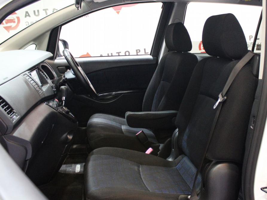 Toyota ISis I Рестайлинг Минеральные Воды  - изображение 8