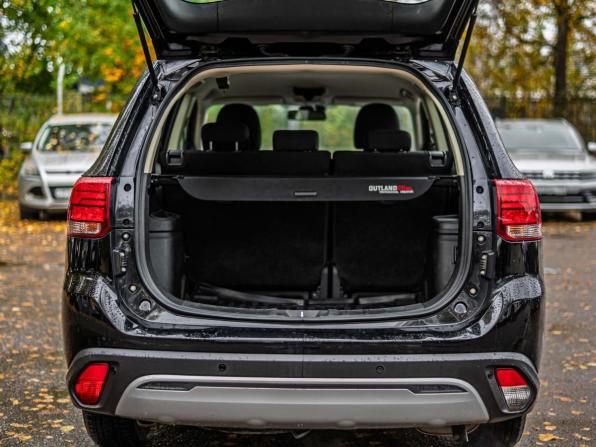 Mitsubishi Outlander III Рестайлинг 3 с пробегом 2020 года, цена 1 779 000 рублей, 143679 км, внедорожник, Автокод Объявления
