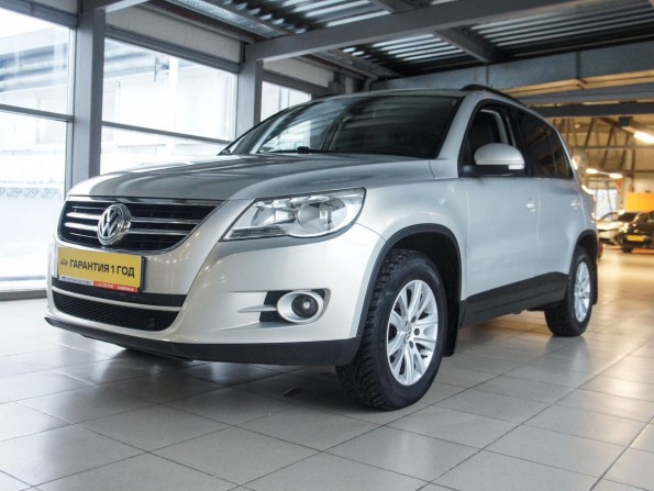 Volkswagen Tiguan I с пробегом 2010 года, цена 950 000 рублей, 223000 км, внедорожник, Автокод Объявления