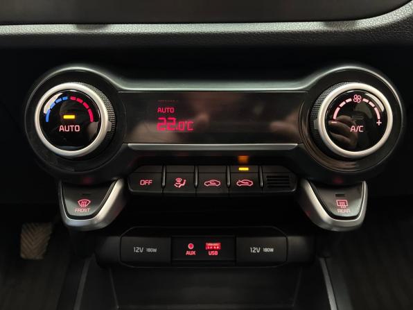 Kia Rio IV Рестайлинг с пробегом 2020 года, цена 1 199 000 рублей, 173000 км, седан, Автокод Объявления