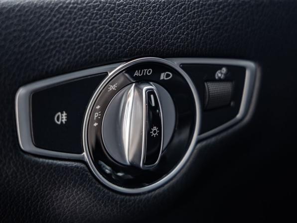 Mercedes-Benz E-Класс V (W213 S213 C238) с пробегом 2016 года, цена 2 758 000 рублей, 102091 км, седан, Автокод Объявления