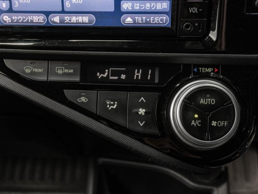 Toyota Aqua I Рестайлинг Тюмень  - изображение 17
