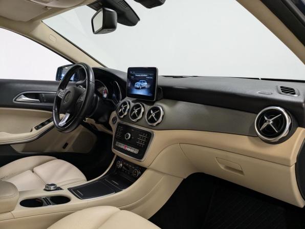 Mercedes-Benz GLA I (X156) Рестайлинг с пробегом 2019 года, цена 2 400 000 рублей, 92405 км, внедорожник, Автокод Объявления