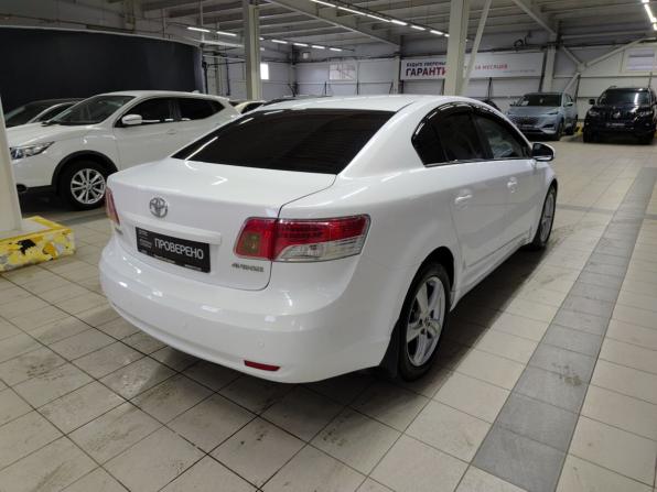 Toyota Avensis III с пробегом 2010 года, цена 910 000 рублей, 264686 км, седан, Автокод Объявления