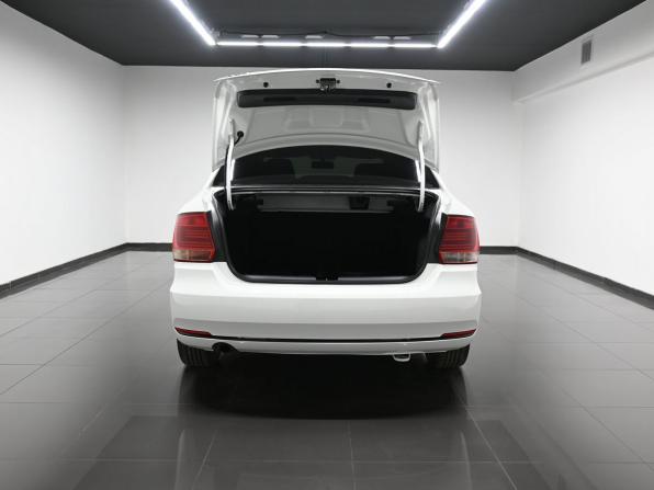 Volkswagen Polo V Рестайлинг с пробегом 2015 года, цена 845 000 рублей, 168954 км, седан, Автокод Объявления