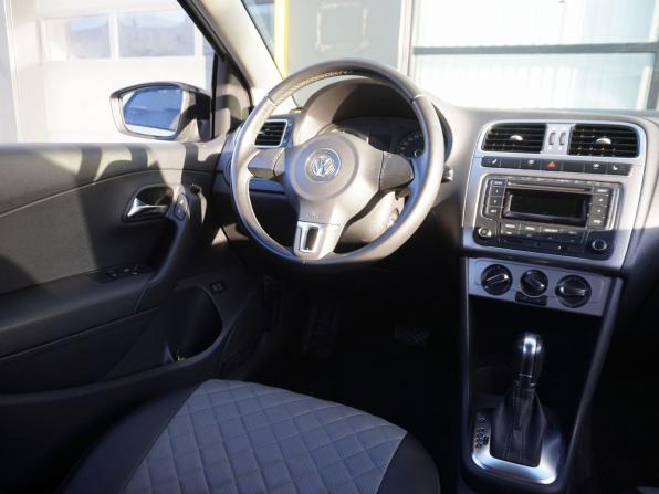 Volkswagen Polo V с пробегом 2013 года, цена 890 000 рублей, 123840 км, седан, Автокод Объявления