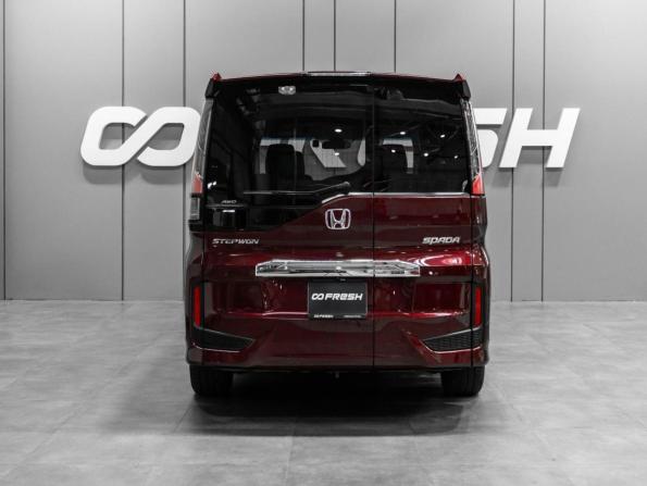 Honda Stepwgn V Рестайлинг с пробегом 2017 года, цена 2 399 000 рублей, 155728 км, минивэн, Автокод Объявления