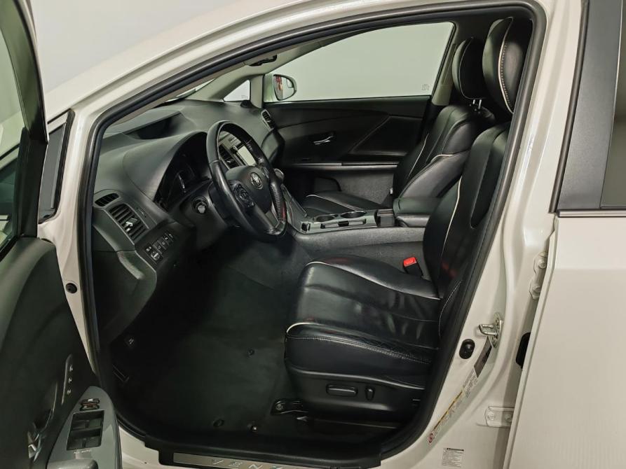 Toyota Venza I Рестайлинг Москва  - изображение 12