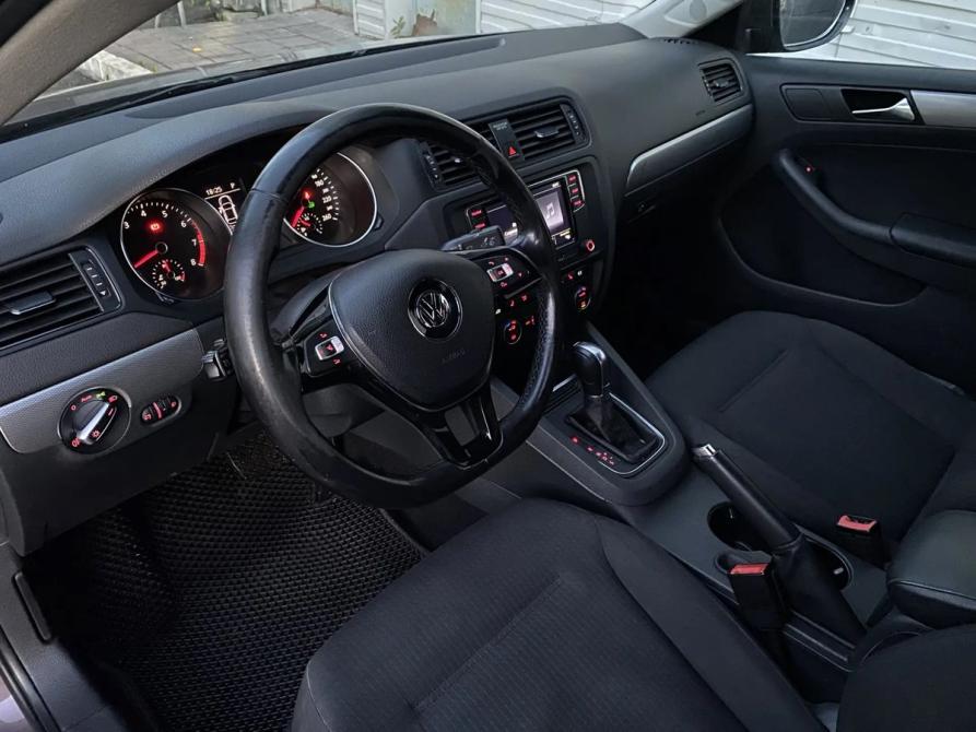 Volkswagen Jetta VI Рестайлинг Казань  - изображение 13