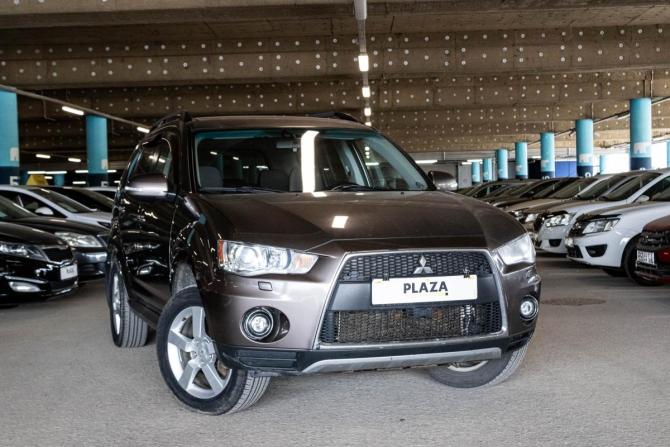 Mitsubishi Outlander II Рестайлинг с пробегом 2011 года, цена 1 365 000 рублей, 161944 км, внедорожник, Автокод Объявления