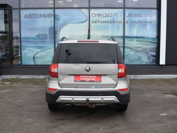 Skoda Yeti I Рестайлинг с пробегом 2016 года, цена 1 105 000 рублей, 215285 км, внедорожник, Автокод Объявления