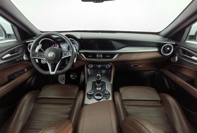 Alfa Romeo Stelvio I с пробегом 2017 года, цена 3 100 000 рублей, 90702 км, внедорожник, Автокод Объявления