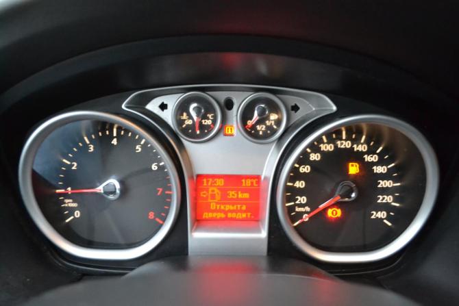 Ford Focus II Рестайлинг с пробегом 2009 года, цена 540 000 рублей, 177776 км, седан, Автокод Объявления