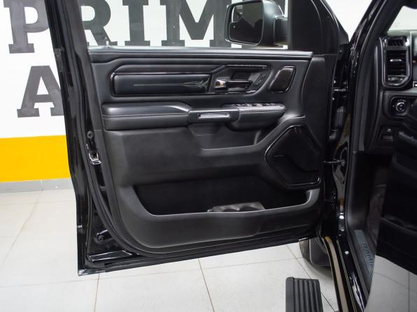 Ram 1500 V с пробегом 2022 года, цена 8 199 000 рублей, 71567 км, offers.body_type.unknown, Автокод Объявления