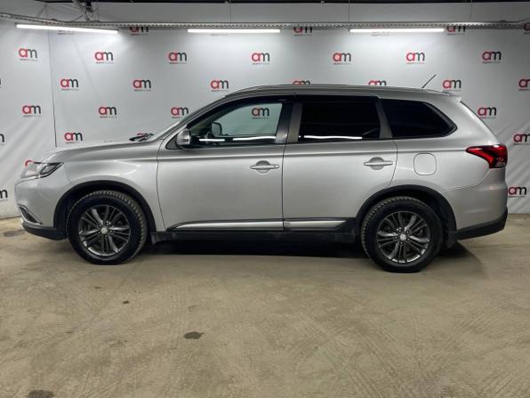 Mitsubishi Outlander III Рестайлинг 2 с пробегом 2016 года, цена 1 499 000 рублей, 258000 км, внедорожник, Автокод Объявления