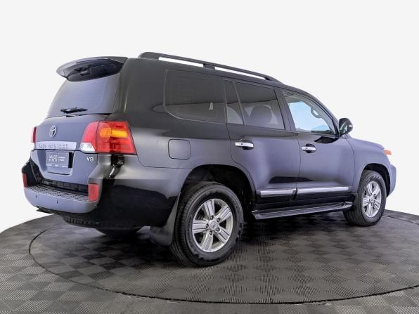 Toyota Land Cruiser 200 Series Рестайлинг 1 с пробегом 2015 года, цена 4 500 000 рублей, 202184 км, внедорожник, Автокод Объявления