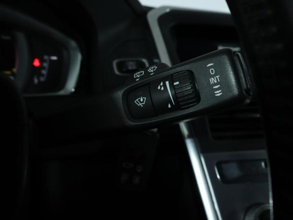 Volvo XC60 I Рестайлинг с пробегом 2016 года, цена 1 899 000 рублей, 216000 км, внедорожник, Автокод Объявления
