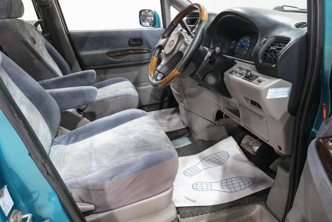 Nissan Serena II (C24) с пробегом 2000 года, цена 449 000 рублей, 620000 км, минивэн, Автокод Объявления