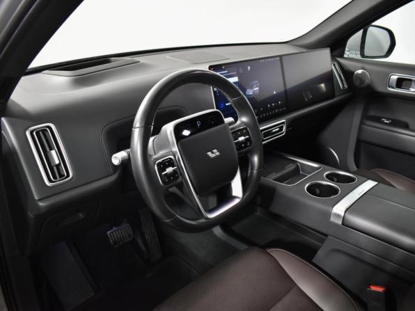 Li Auto (Lixiang) L9 I с пробегом 2023 года, цена 5 399 000 рублей, 73378 км, внедорожник, Автокод Объявления