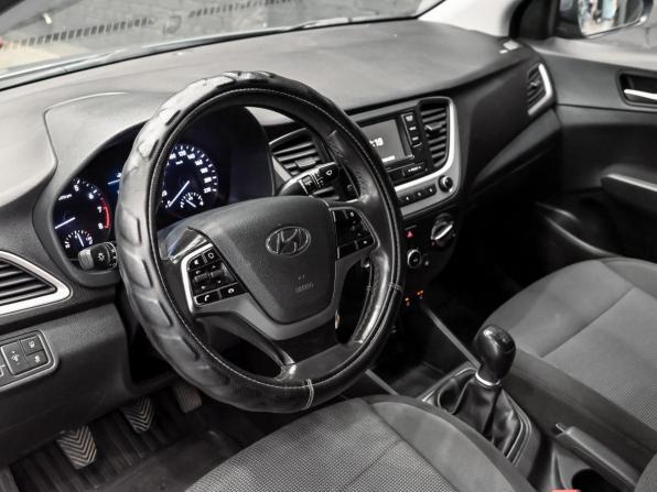 Hyundai Solaris II с пробегом 2017 года, цена 1 170 000 рублей, 172269 км, седан, Автокод Объявления